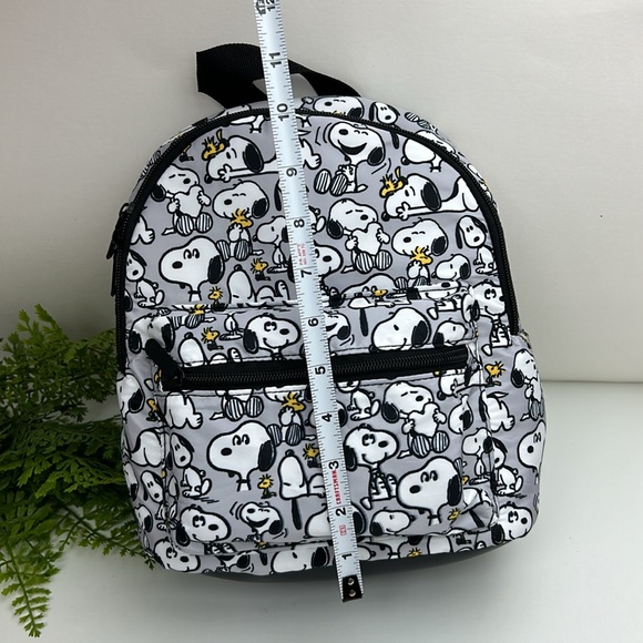 Snoopy Woodstock Mini Backpack NWT! Lightweight, Grey and black nylon - Picture 8 of 16
